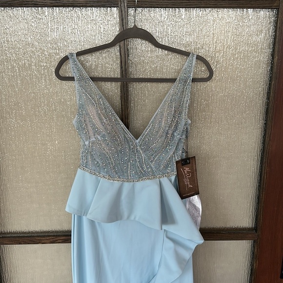 Mac Duggal EMBELLISHED ILLUSION SLEEVELESS PEPLUM GOWN size 8 $598 - Picture 6 of 12